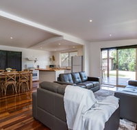 Tasman Surf House - Accommodation Mooloolaba