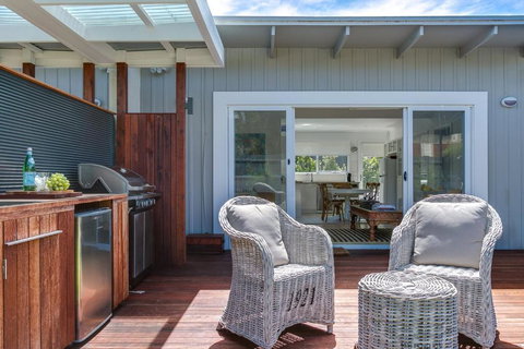 Capella Villa No. 2 Luxury With Outdoor Kitchen - Accommodation Mooloolaba 6