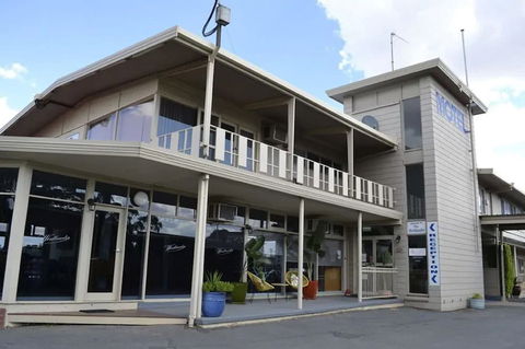 Best Westlander Motor Inn - Accommodation Mooloolaba 0