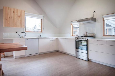 Altitude 1570 - Accommodation Mooloolaba 4