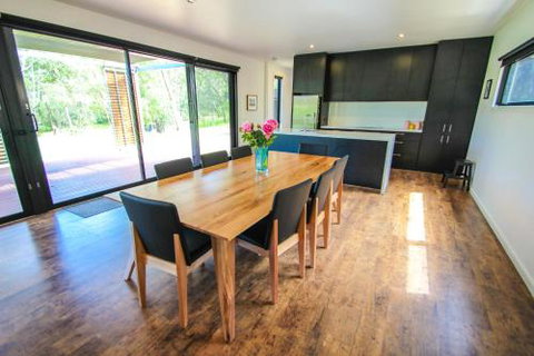 Apex House - Accommodation Mooloolaba 4