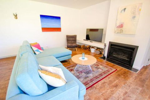 Apex House - Accommodation Mooloolaba 1