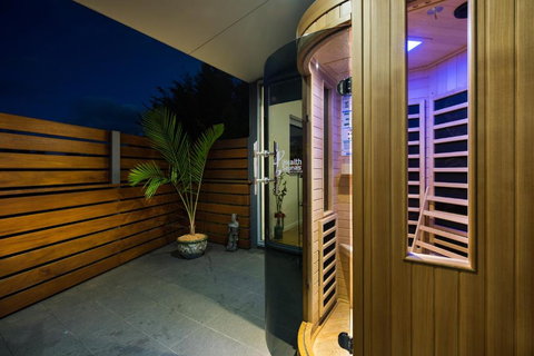 Azura - Accommodation Mooloolaba 1