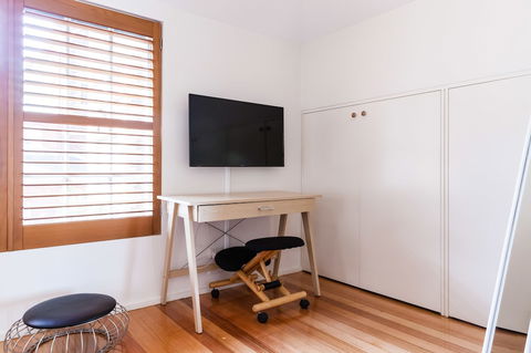 VERA, 1BDR South Melbourne Apartment - Accommodation Mooloolaba 2