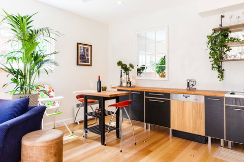 VERA, 1BDR South Melbourne Apartment - Accommodation Mooloolaba 5