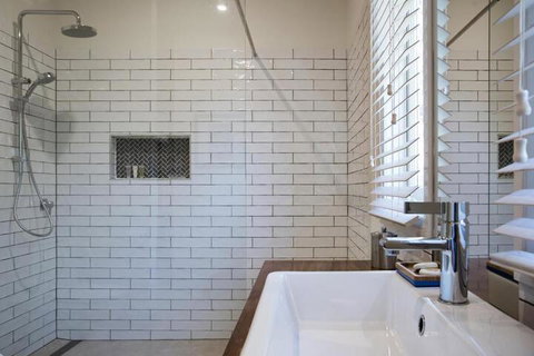 Alvie - Accommodation Mooloolaba 6