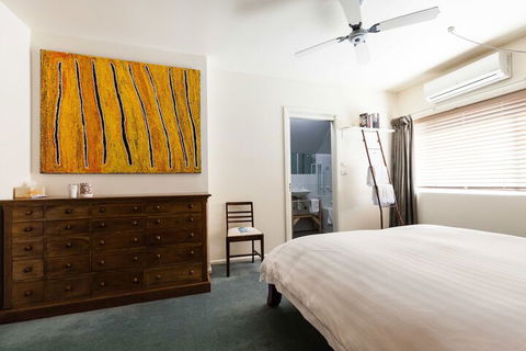 KELLY, 3BDR Northcote House - Accommodation Mooloolaba 5