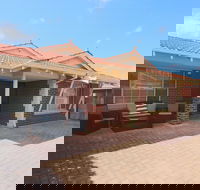 Mindarie Villa - Accommodation Mooloolaba