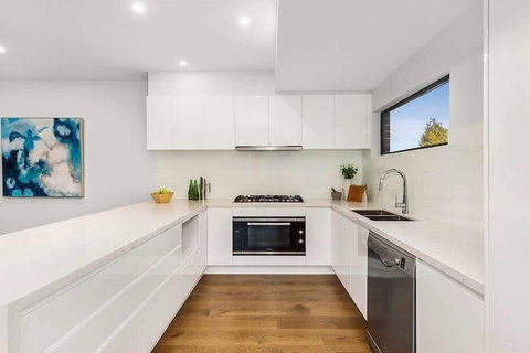 Glen Manor 1 - Accommodation Mooloolaba 4