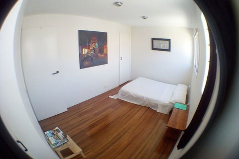 Charles Rooms Guesthouse - Accommodation Mooloolaba 4