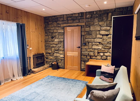 Emerald Star Cottages - Accommodation Mooloolaba 6