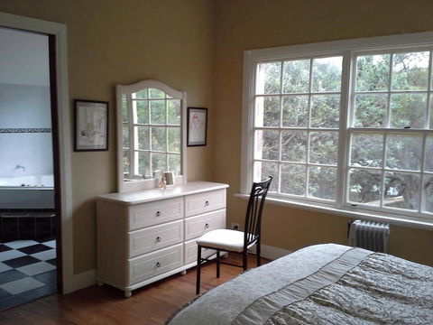 Sunsetcottages - Accommodation Mooloolaba 2