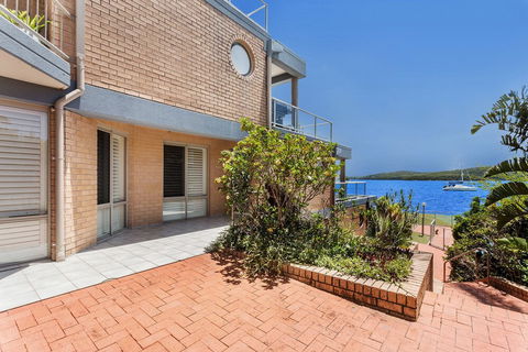 The Shores 2 / 109 Soldiers Point Road - Accommodation Mooloolaba 1