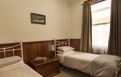 Creek Cottage - Accommodation Mooloolaba 3