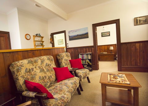 Creek Cottage - Accommodation Mooloolaba 5