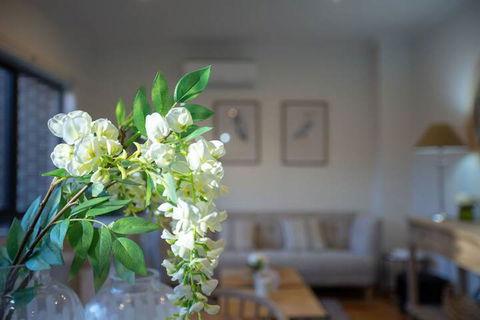 AUJOY 4 Bed Townhouse Burwood 2 - Accommodation Mooloolaba 7
