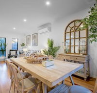 AUJOY 3 Bed Townhouse Burwood 3 - Accommodation Mooloolaba