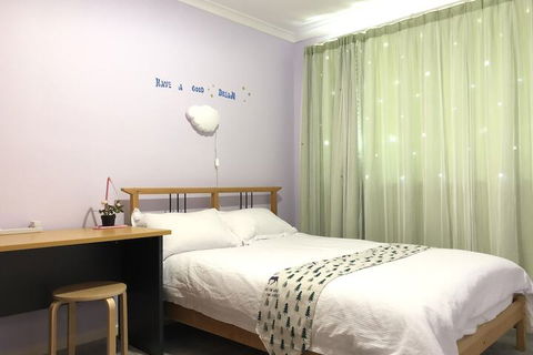 Canberra Entire House 3 Bedroom - Accommodation Mooloolaba 3