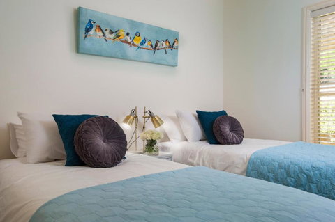 Emerald Lodge - Accommodation Mooloolaba 3