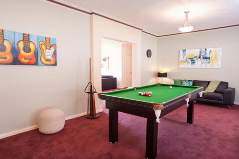 Emerald Lodge - Accommodation Mooloolaba 5