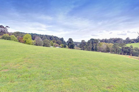 Emerald Lodge - Accommodation Mooloolaba 6