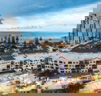 Oaks Gold Coast Calypso Plaza Suites - Accommodation Mooloolaba