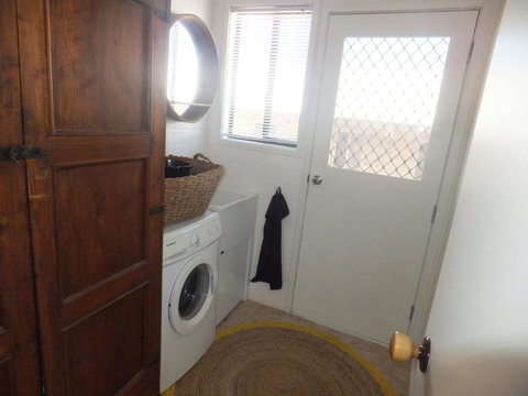 TERRIFIC On TAMARA CRESCENT - Accommodation Mooloolaba 5