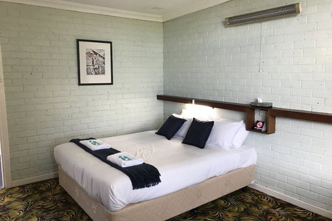 Walpole Hotel Motel - Accommodation Mooloolaba 6