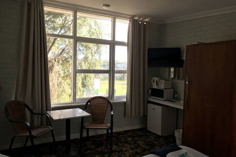 Walpole Hotel Motel - Accommodation Mooloolaba 7