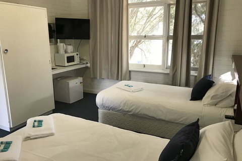 Walpole Hotel Motel - Accommodation Mooloolaba 5