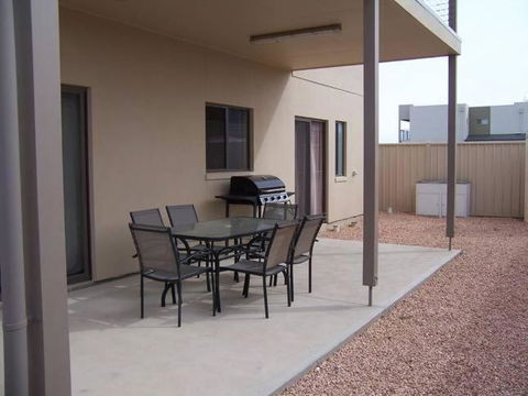 Relax On Par - Accommodation Mooloolaba 4