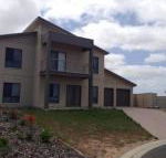 Relax on Par - Accommodation Mooloolaba