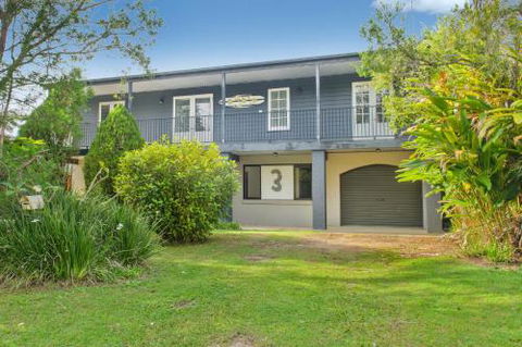 Bonny Beach House Holiday Accommodation With Pool - Accommodation Mooloolaba 0