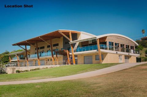 Bonny Beach House Holiday Accommodation With Pool - Accommodation Mooloolaba 2