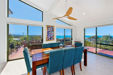 Panorama Beach House - Accommodation Mooloolaba 2