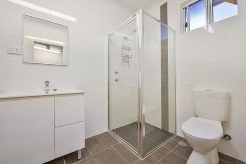Getaway Villas Unit 38 12 1 Bedroom Self Contained Accommodation - Accommodation Mooloolaba 7