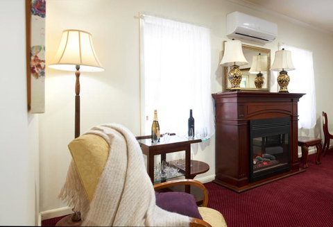 Grand Central Hotel - Accommodation Mooloolaba 3