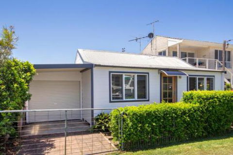 Echuca Bungalow - Accommodation Mooloolaba 0