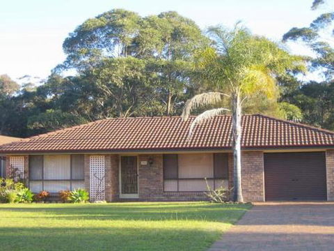 SEASCAPE In NARRAWALLEE - Accommodation Mooloolaba 5