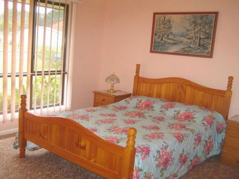 SEASCAPE In NARRAWALLEE - Accommodation Mooloolaba 4