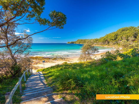 SEASCAPE In NARRAWALLEE - Accommodation Mooloolaba 1
