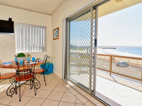 Debra Court 5 - Accommodation Mooloolaba 2