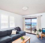 Hibiscus Court 5
