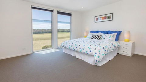 ST ANDREWS BEACH APARTMENT 4.02 - Accommodation Mooloolaba 3