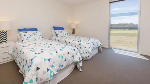 ST ANDREWS BEACH APARTMENT 4.02 - Accommodation Mooloolaba 2