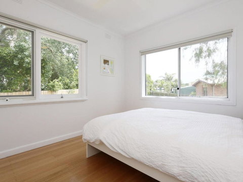 DROMANA BEACH SHACK... - Accommodation Mooloolaba 4