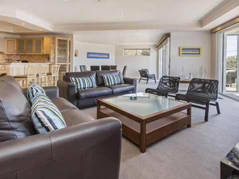 SEA GRANGE MORNINGTON - Accommodation Mooloolaba 4