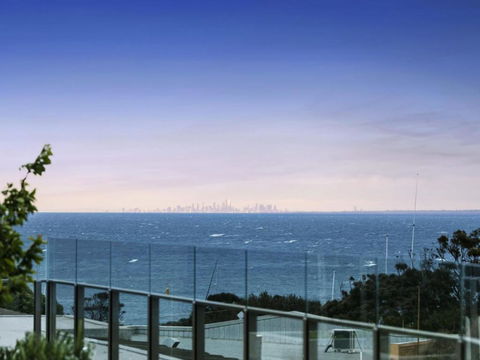 SEA TEMPLE MORNINGTON - Accommodation Mooloolaba 1