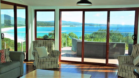 DOLPHIN LOOKOUT COTTAGE Amazing Views Of The Bay Of Fires - Accommodation Mooloolaba 3