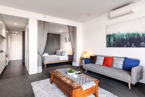 Spacious 1BD 50m From Chapel Street - Accommodation Mooloolaba 0